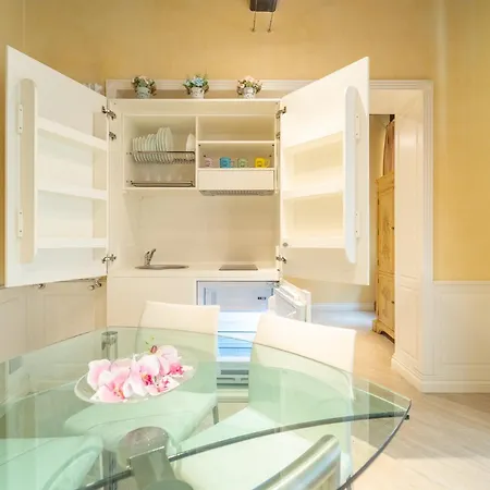 Secret Luxury Retreat In The Heart Of The Ghetto By Houseeds ローマ